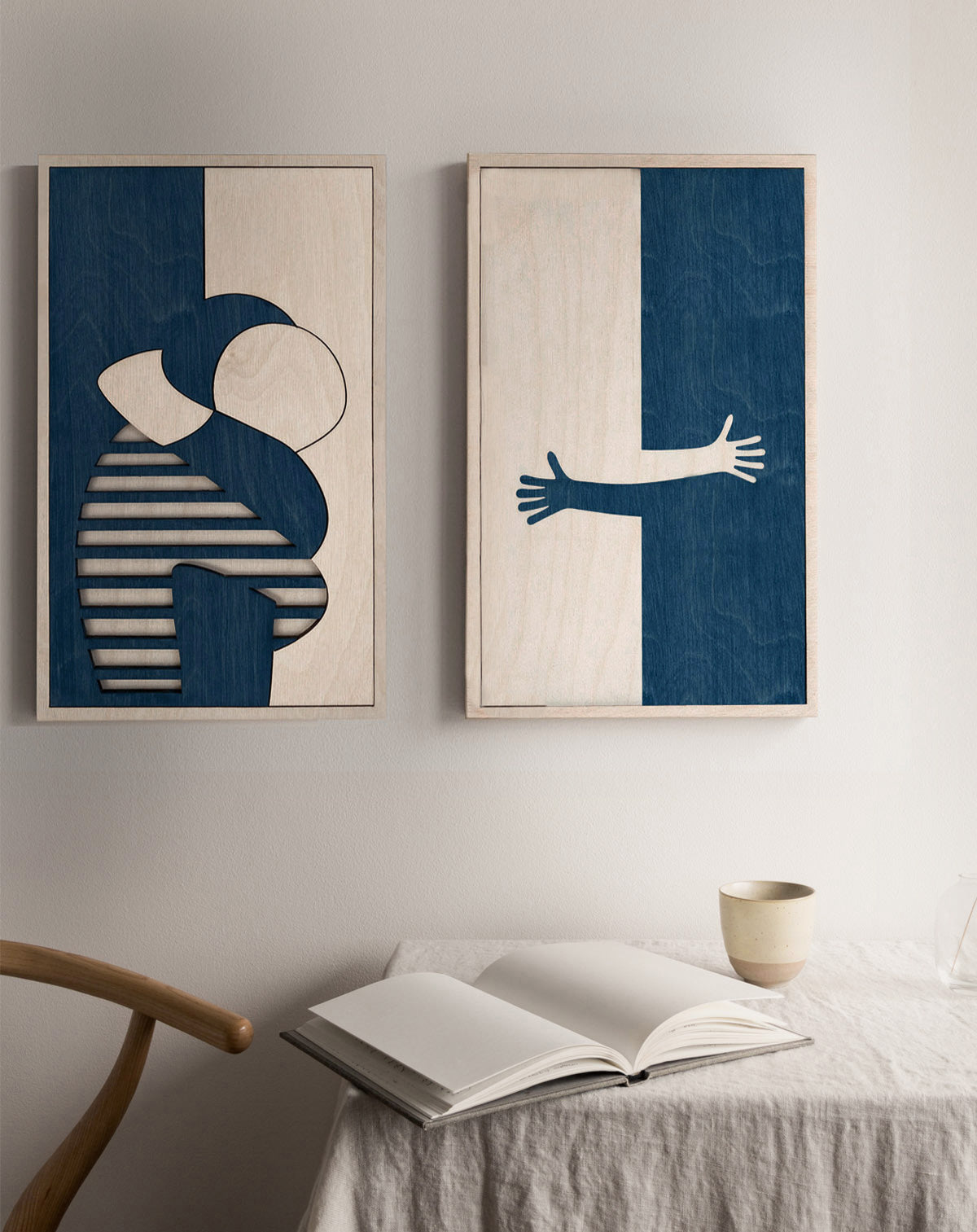 Art Wall, 2 Hugs Midnight Blue