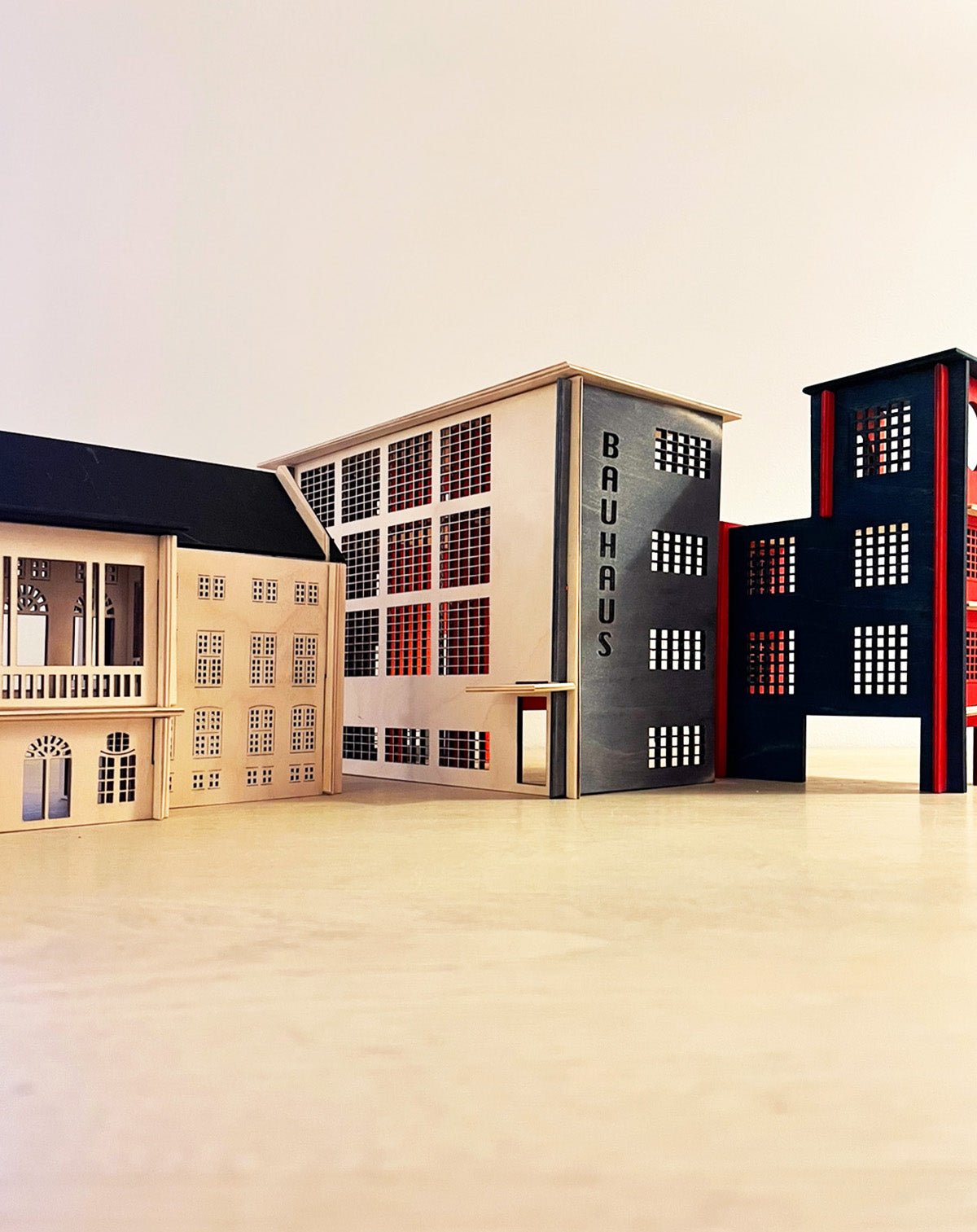 Bauhaus Miniature House - kolekto