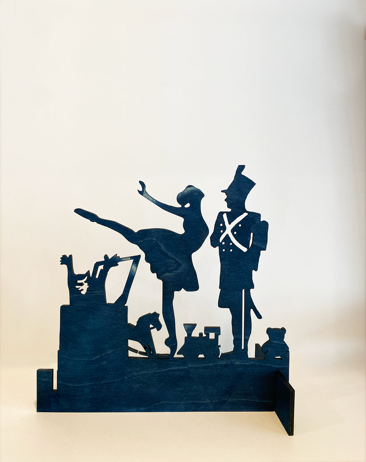 The Steadfast Tin Soldier, Silhouette