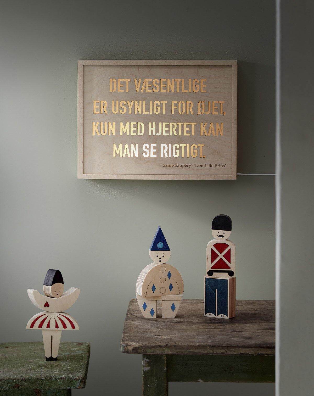DESIGN YOUR OWN LAMP