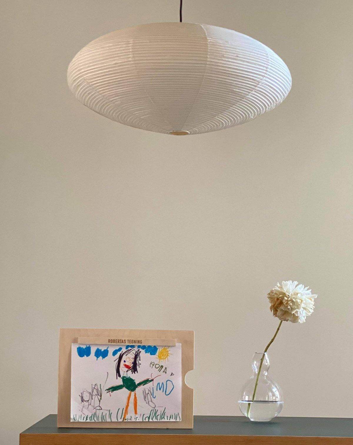 DRAWING HOLDER