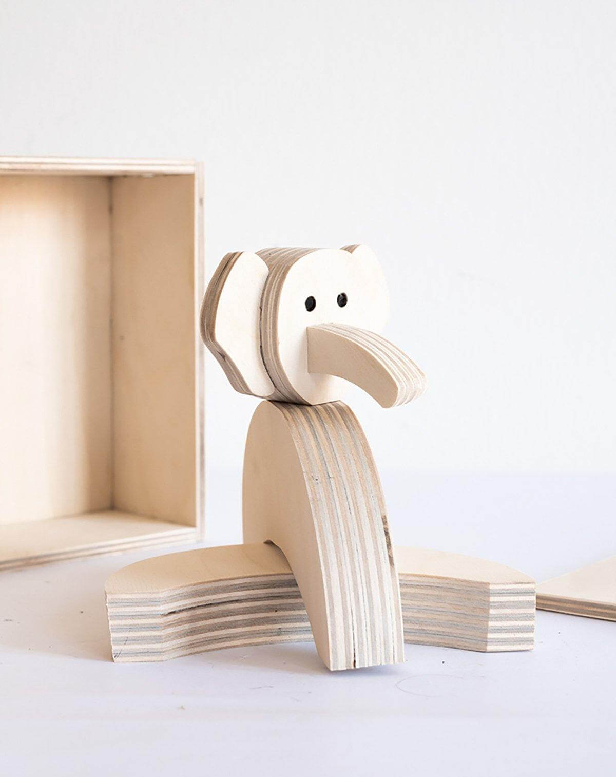 MAGNETIC ELEPHANT - kolekto