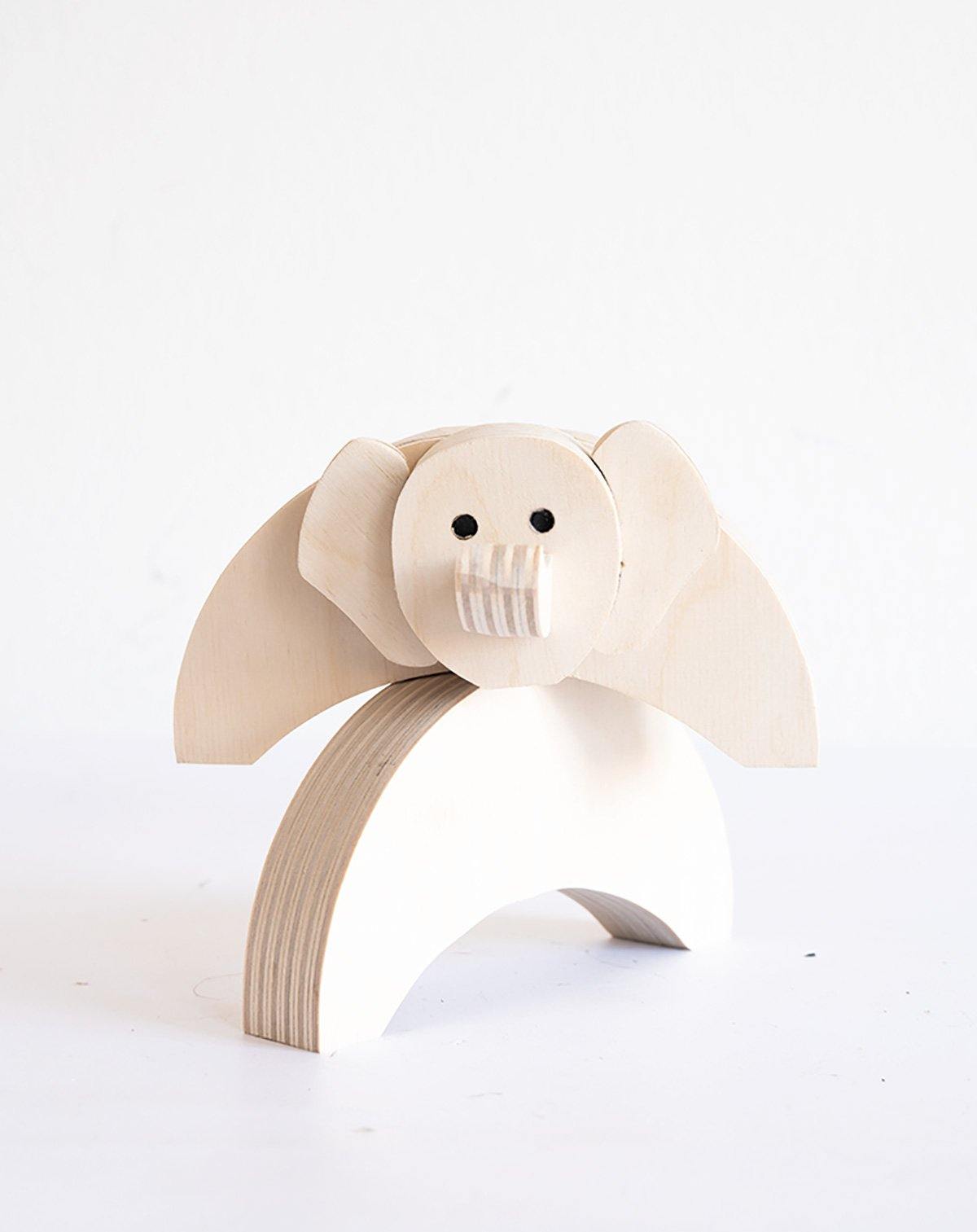 MAGNETIC ELEPHANT - kolekto